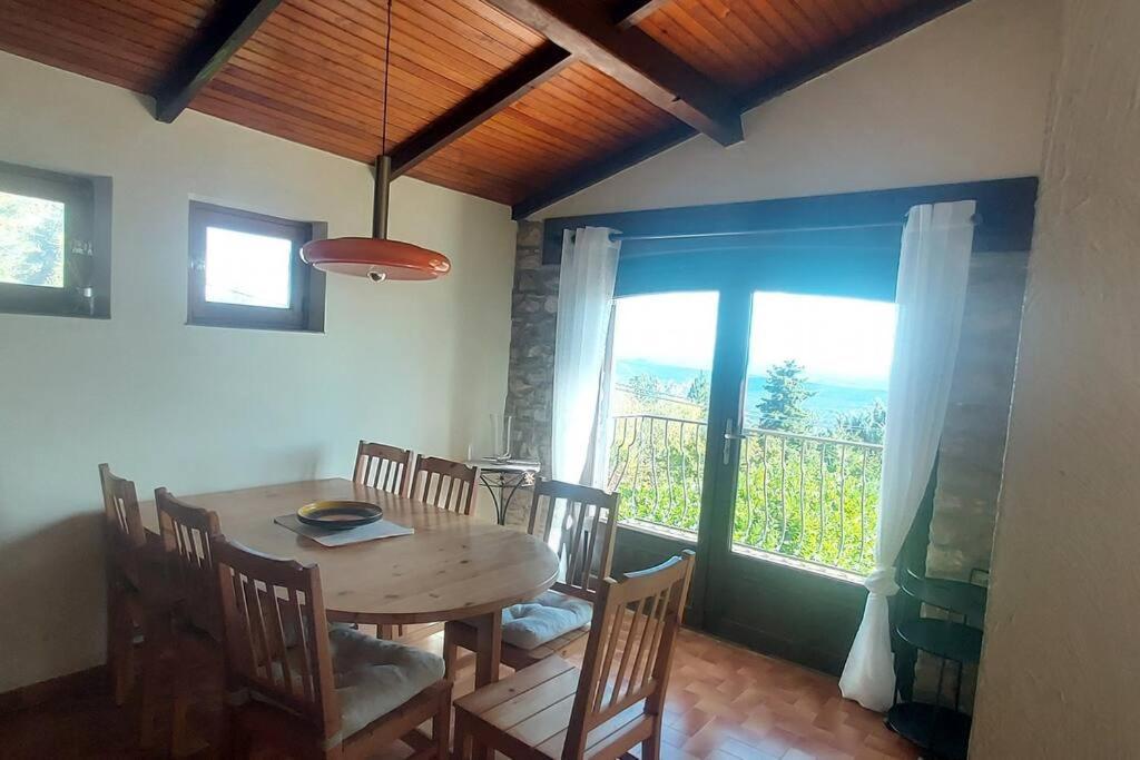 Villa Maison De Campagne 04 Vacheres Luberon 3 Chambres 8 Personnes Bagian luar foto